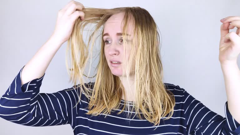 Tips Mengatasi Rambut Berminyak dengan Cara Alami